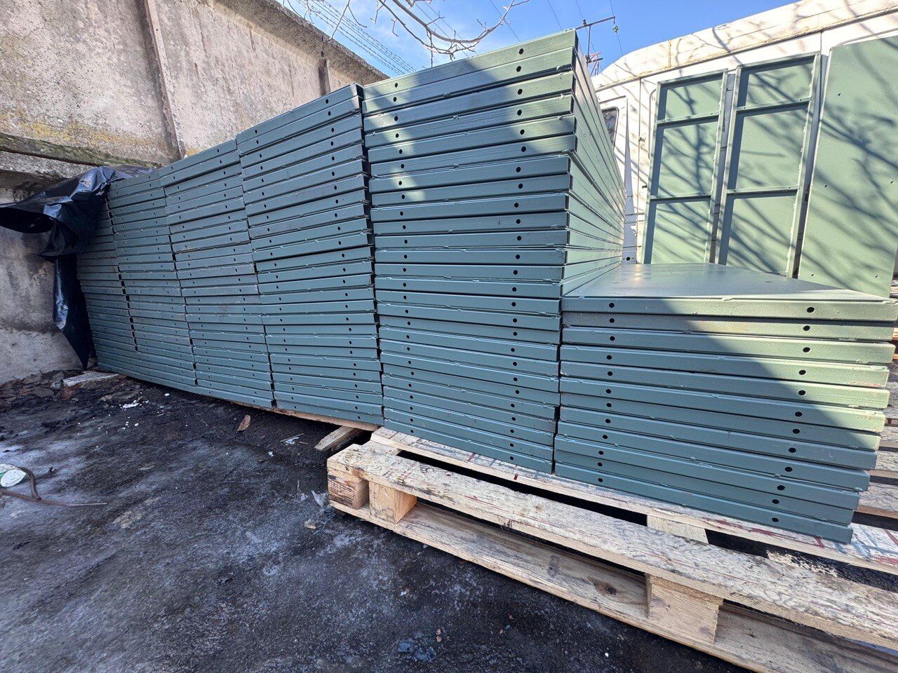 Складена партія щитів